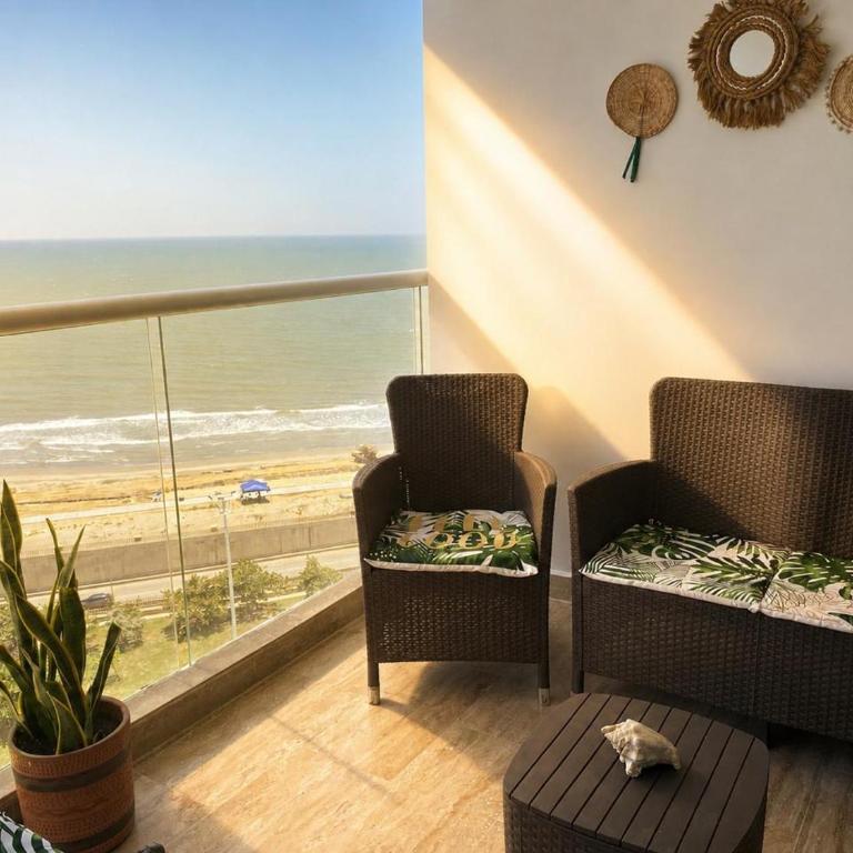Aparta Suite en Cartagena vista al mar balcon privado Piscina - One-Bedroom Apartment with Sea View and Terrace - 1