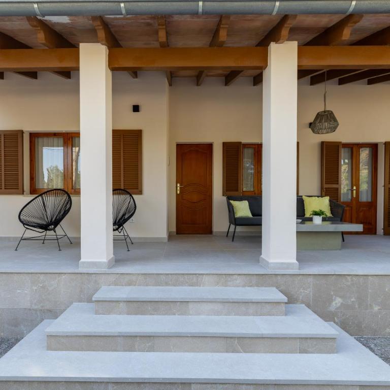 Casa Coromines - Three-Bedroom House - 2