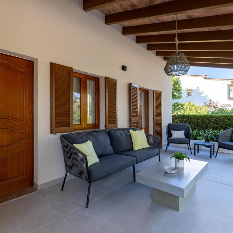 Casa Coromines - Three-Bedroom House - 4