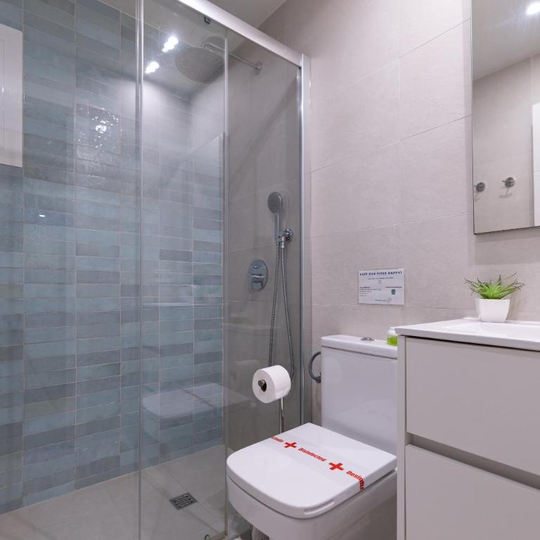 Casa Coromines - Three-Bedroom House - 43