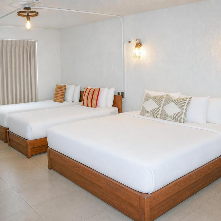 NAIA Hotel Miraflores - Habitación Cuádruple con baño privado - 1