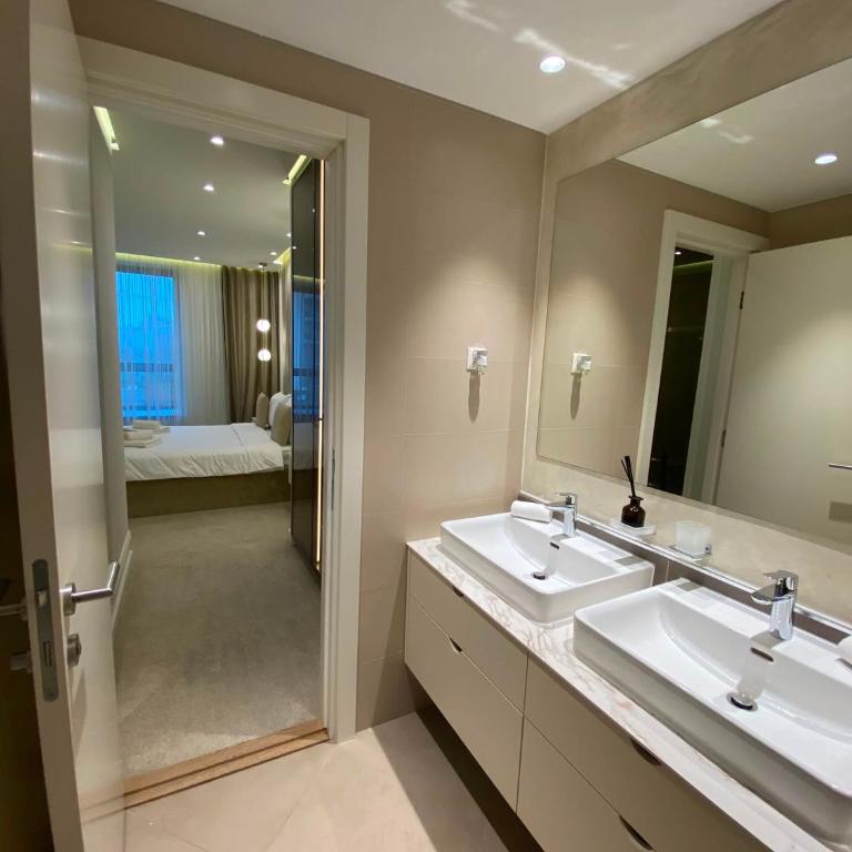 Belgrade Waterfront Premium View Apartment - Room #1619962004 - 13
