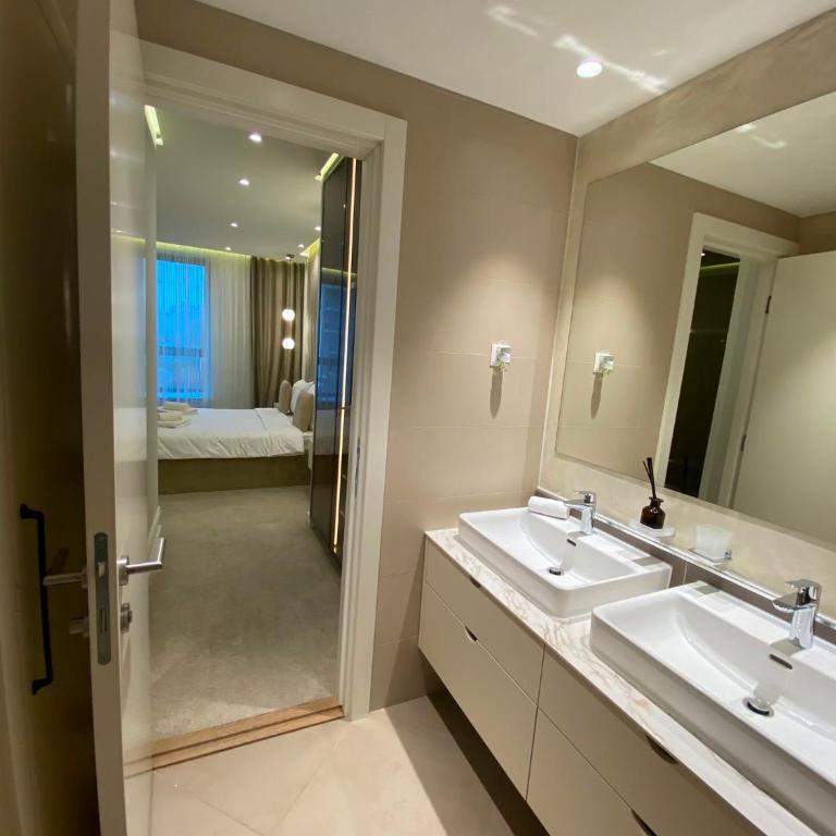 Belgrade Waterfront Premium View Apartment - Room #1619962004 - 11