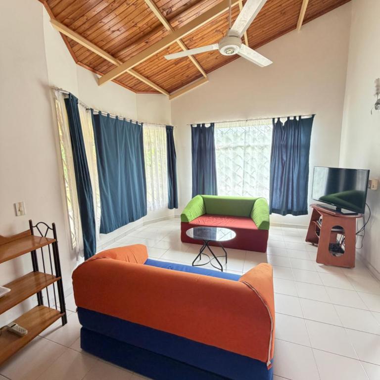  - Room #1715395401 - 2