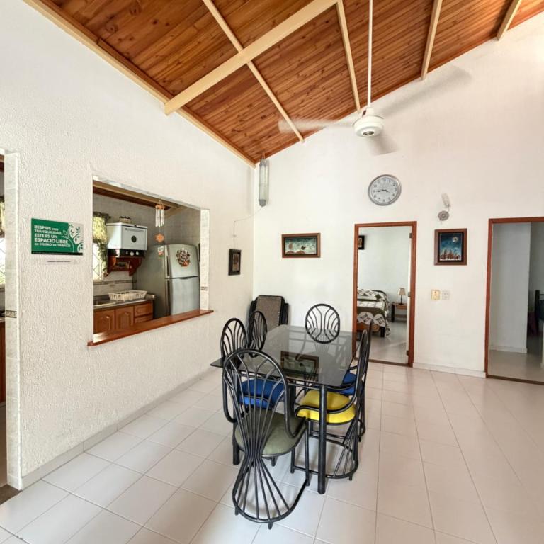  - Room #1715395401 - 9