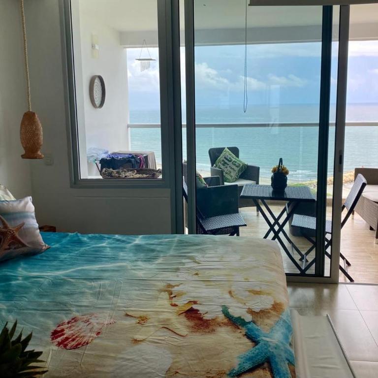 Aparta Suite en Cartagena vista al mar balcon privado Piscina - One-Bedroom Apartment with Sea View and Terrace - 30