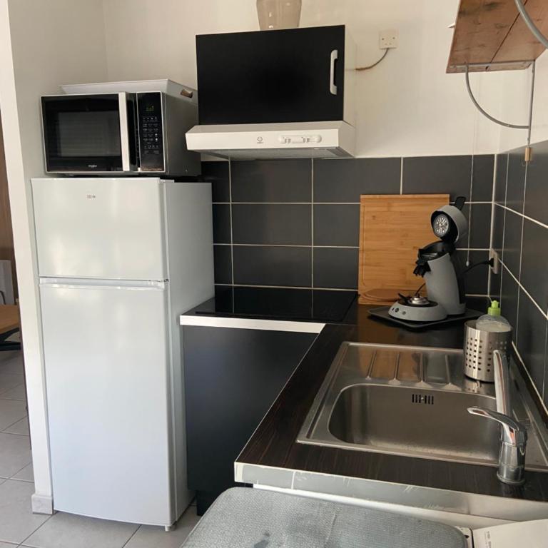 Studio Benvengudo Port La Ciotat - Appartement et parking - Studio - 1