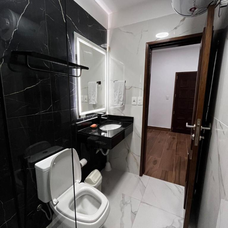  - Room #1715410601 - 8