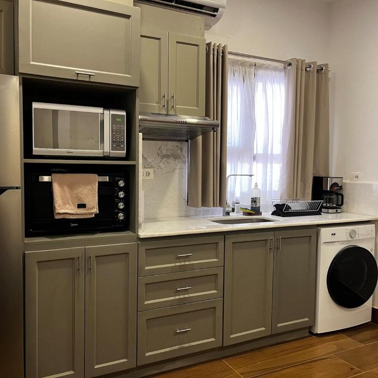  - Room #1715410601 - 14