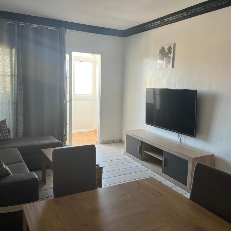Apartamento Plaza El Molino - Two-Bedroom Apartment - 9