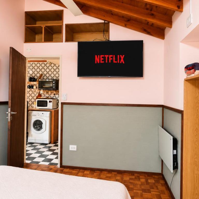  - Room #1715354601 - 16