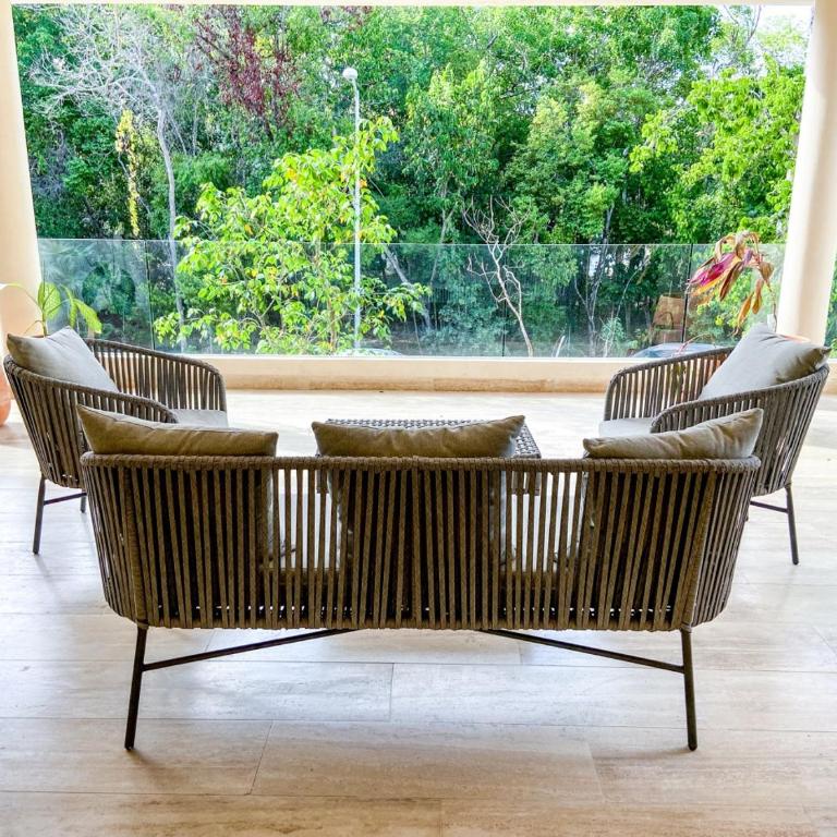 Chic Retreat with Wellness Amenities - Apartment - 49