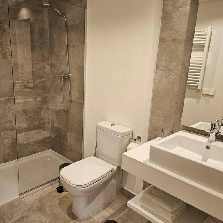 Inf11D - Modern City Flat Near Beach & Old Town - Appartamento Loft con 3 Camere da Letto - 17