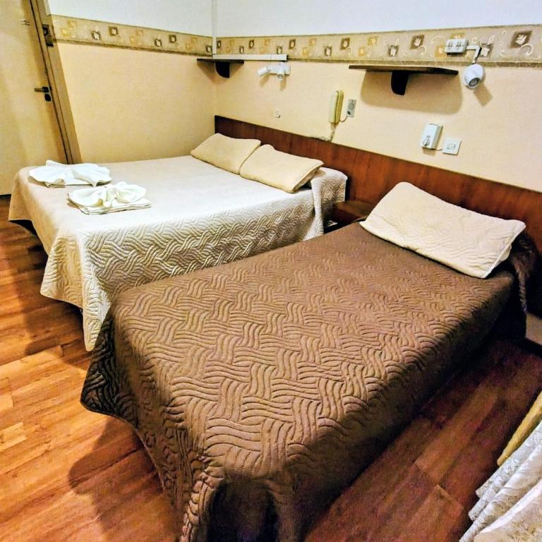 Hotel Ritz - Habitación Triple - 7