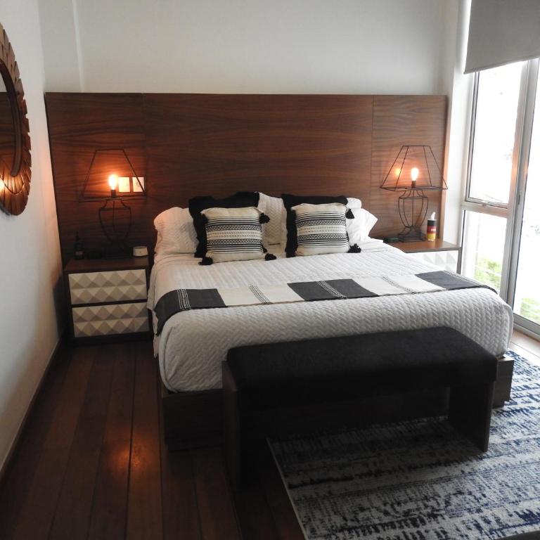Ava 19 Stay549 Bed & Breakfast Adults Only - King Room with Balcony - 2