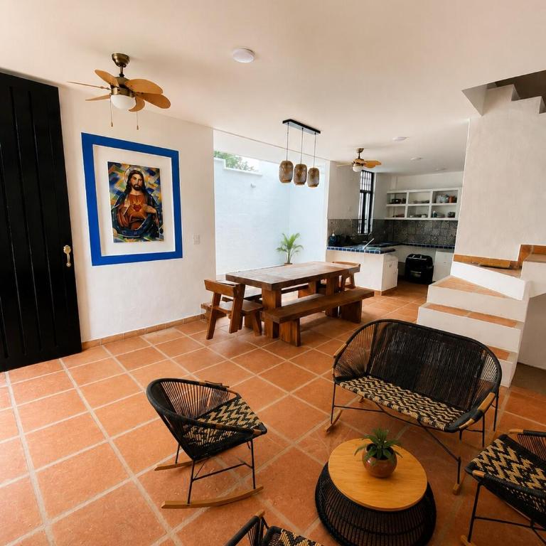  - Room #1715475301 - 2