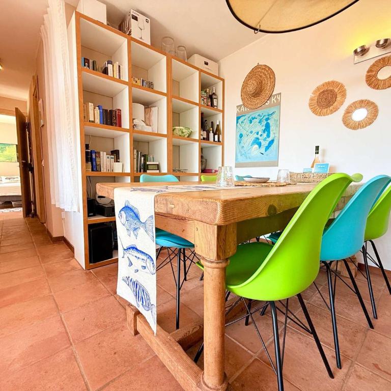 Mazet provençal, vue mer - 6 pers. - FR-1-900-15 - Maison de Vacances - 23