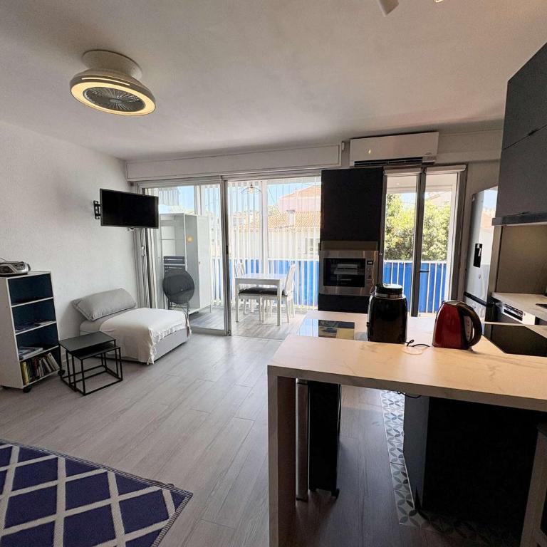 Studio rénové, climatisation - 3 pers., près plage Salis - Appartement 1 Chambre - 2