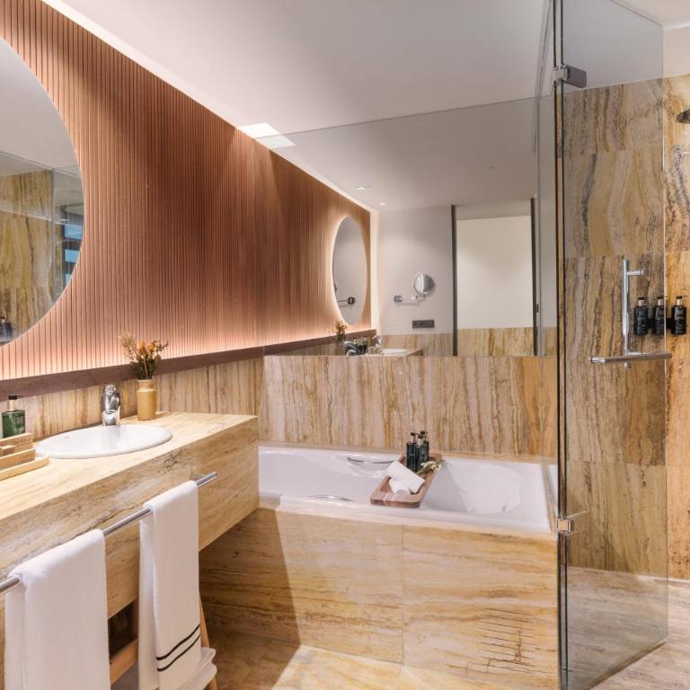 Meliá Bilbao - Suite Junior The Level - 4