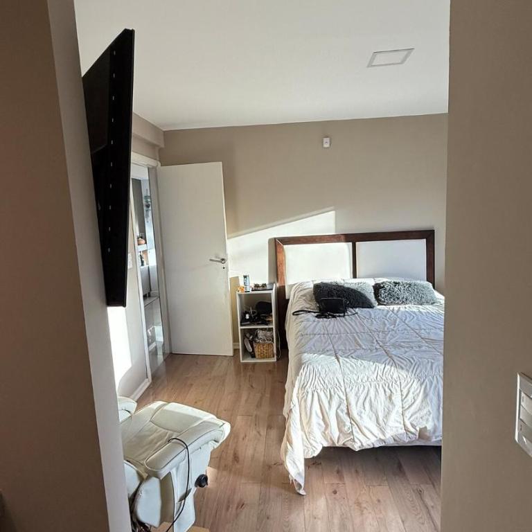  - Room #1715500801 - 16