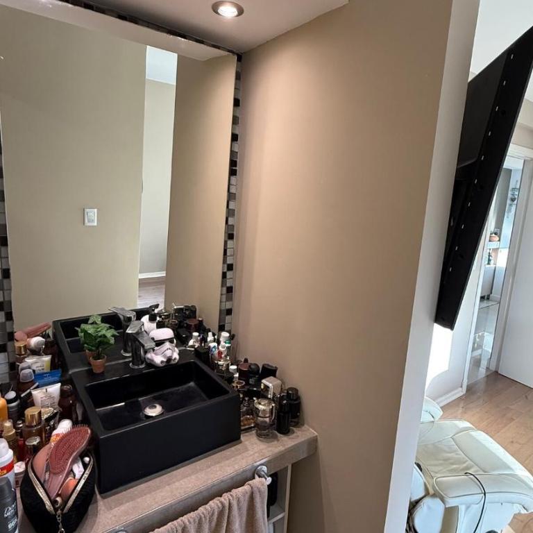  - Room #1715500801 - 25
