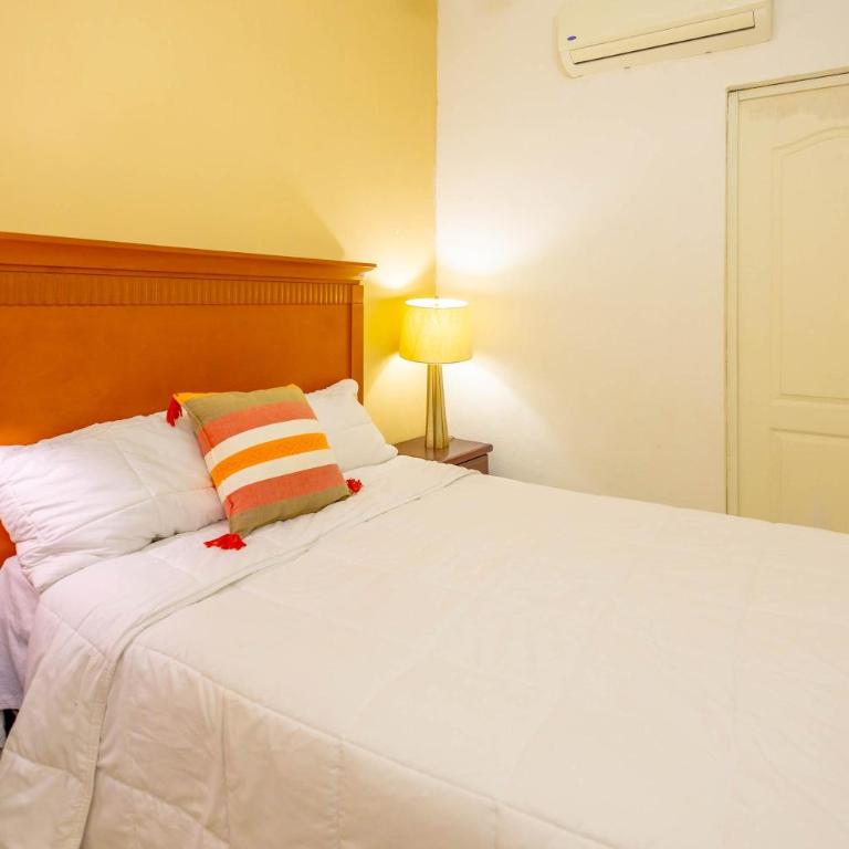 Casa Amplia, 7 Hab con Alberca, Gym y Terraza - Vacation Home - 55