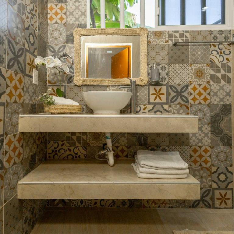 Casa Amplia, 7 Hab con Alberca, Gym y Terraza - Vacation Home - 60