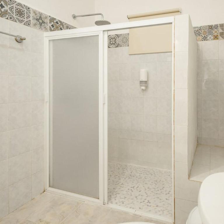 Amplia Habitación Doble 6, Alberca, Gym y Terraza - Ferienhaus - 11
