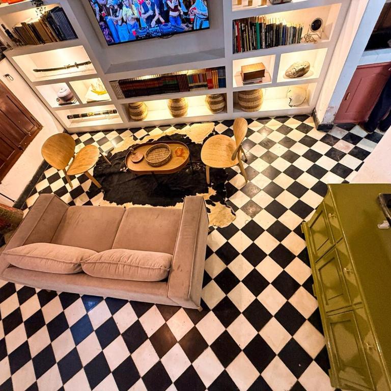  - Room #1715535901 - 37