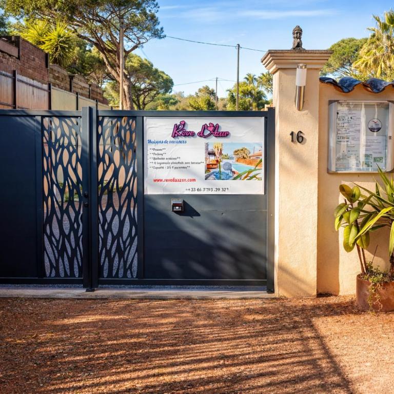 Maison Julia- Plage de la Nartelle 200M -Terrasse - Piscine au sel - Parking - BBQ - check-in 17h-20h maximum- séjour calme & détente Rêve D'Azur Sainte Maxime - Vacation Home - 25