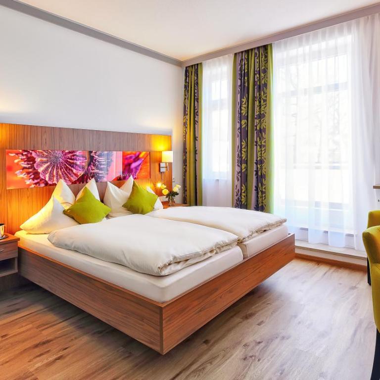 Hotel Sonnengarten - Doppelzimmer - 4
