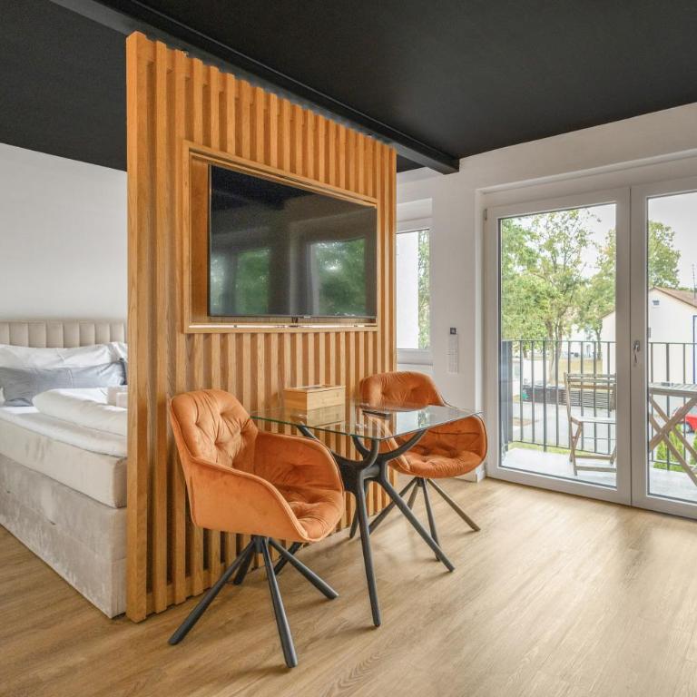 Belnoir by BRIGHT I Sauna I GYM - Studio mit Balkon - 3