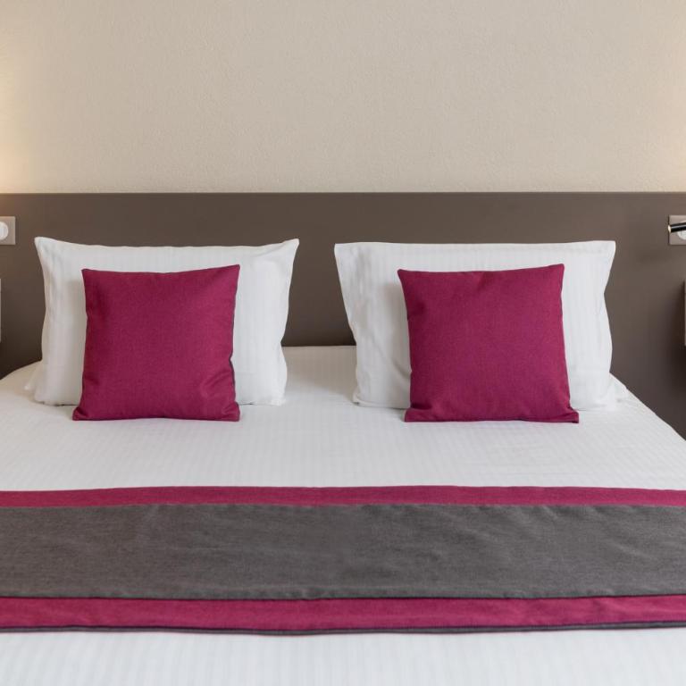 Kyriad Saint-Etienne Centre - Chambre Double Standard avec 1 Lit Double - 3