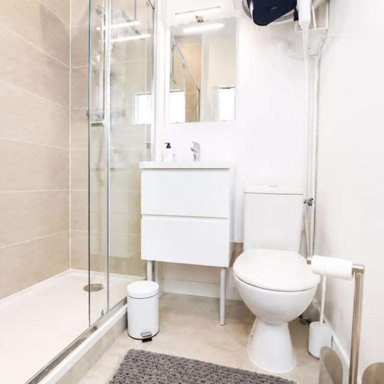 Télétravail • Fibre 230 Mb/s • Tram - One-Bedroom Apartment - 8