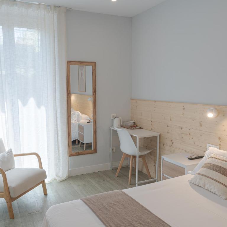 Pension Aristizabal - Superior Double Room - 3