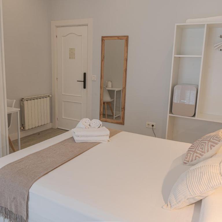 Pension Aristizabal - Economy Double Room - 9