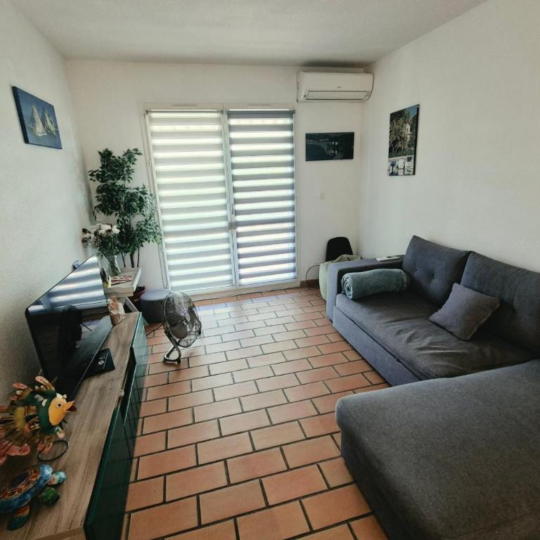 Sea View Apartment with Terraces & Pools - Apartment - 3