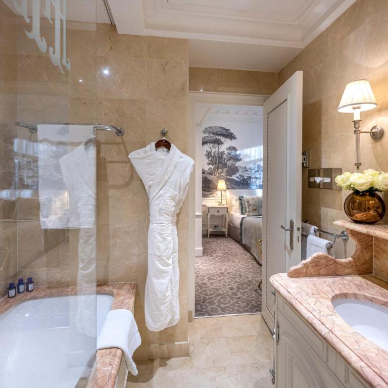 Hôtel Hermitage Monte-Carlo - Chambre Supérieure - Vue sur Ville ou Cour - 2