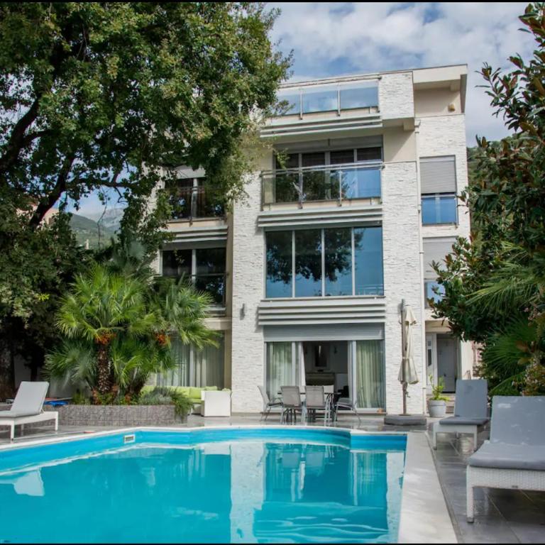 Lux Villa Ivan Budva - Deluks Vila - 1