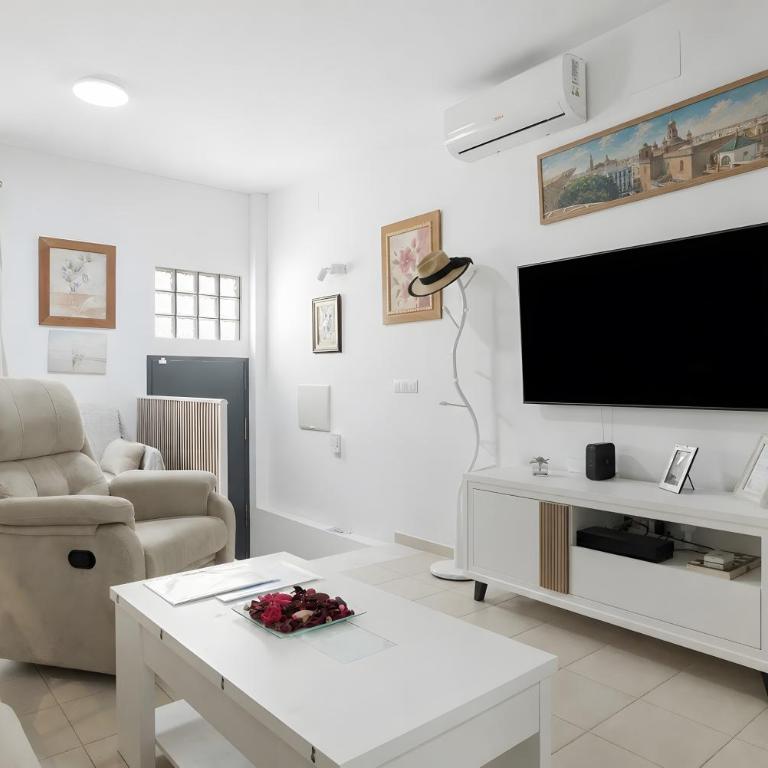 La Casa del Sevillano Barbateño - Apartamento Deluxe de 2 dormitorios con balcón - 1