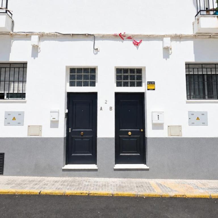 La Casa del Sevillano Barbateño - Apartamento Deluxe de 2 dormitorios con balcón - 3