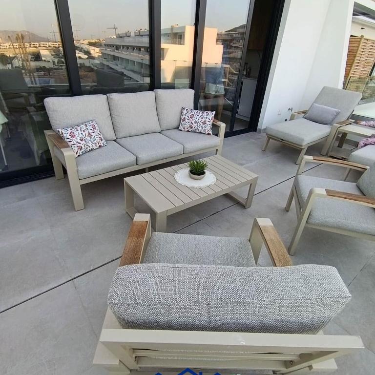 Serpentine Celestia - Appartement - Vue sur Ville - 3