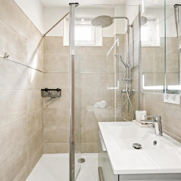 Elegant apartment with lift - Gare de Lyon & Bercy - Apartment - 12
