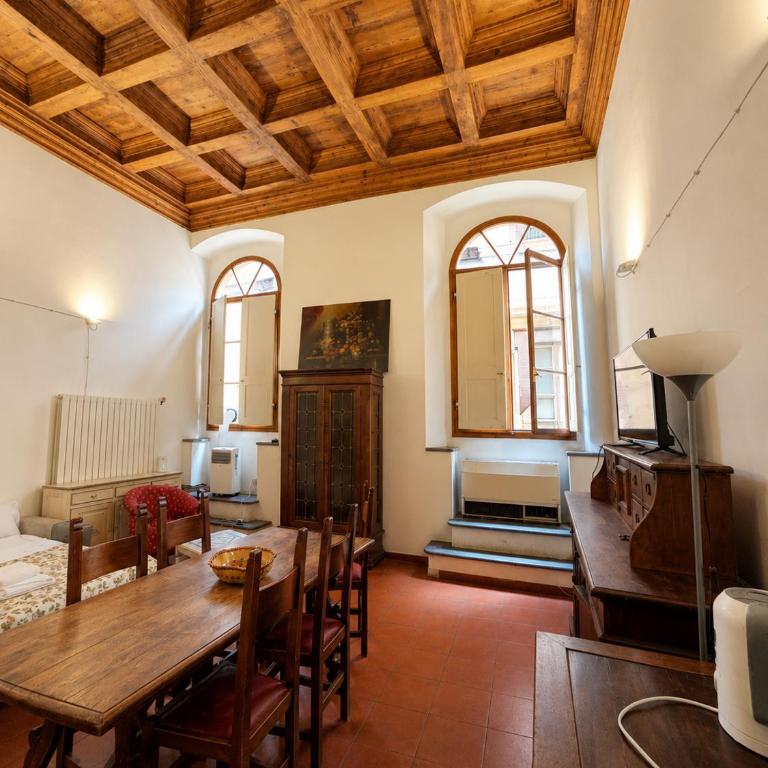A stone's throw from the Duomo - Appartamento con 2 Camere da Letto - 2