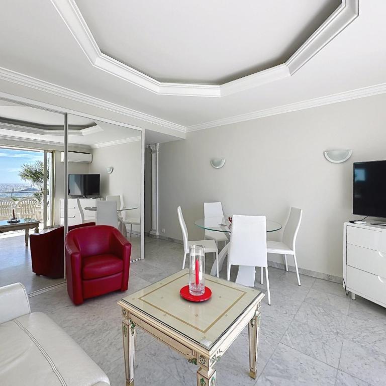 One bedroom apartment with beautiful sea view - Appartement 1 Chambre avec Balcon et Vue sur Mer - 8