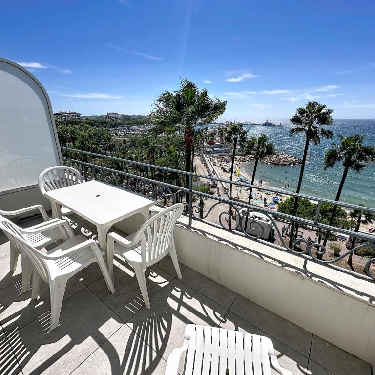 One bedroom apartment with beautiful sea view - Appartement 1 Chambre avec Balcon et Vue sur Mer - 16
