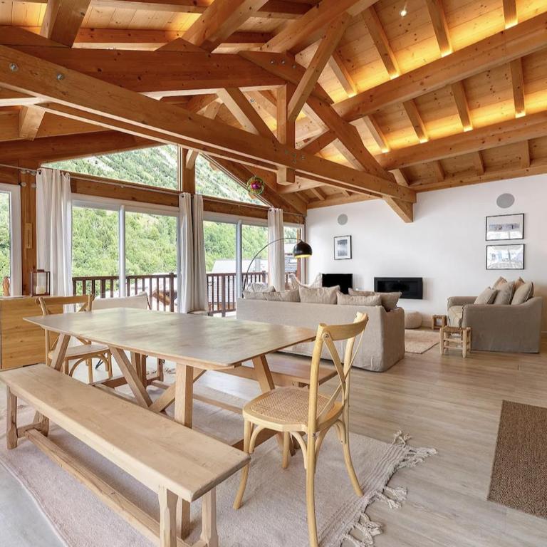 Chalet Belleville - Three-Bedroom Chalet - 7