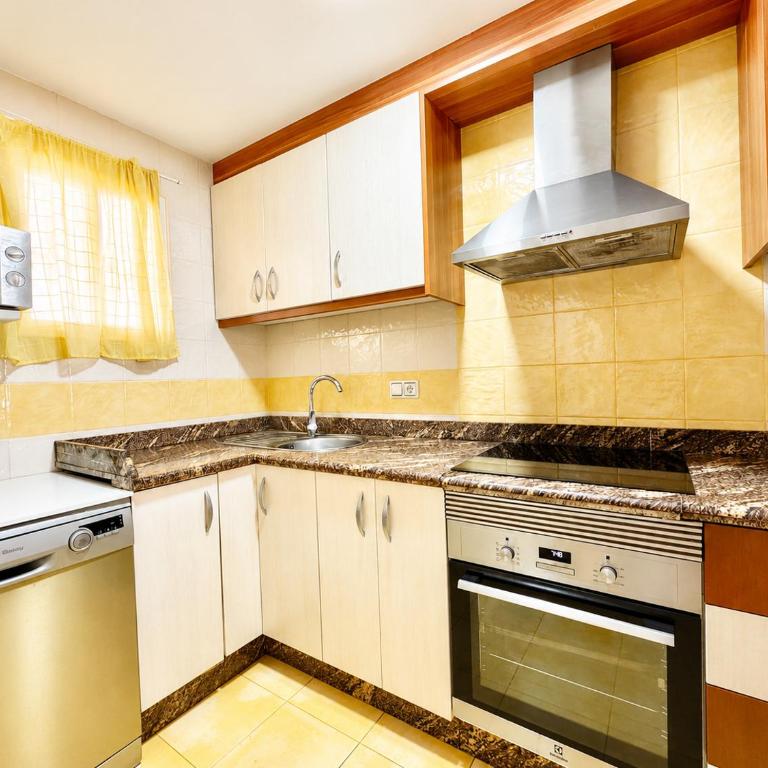Avda Francia Edif Vistamar 2 Primero 4 - Apartamento de 2 dormitorios - 11