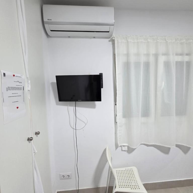 - Room #1715615701 - 1