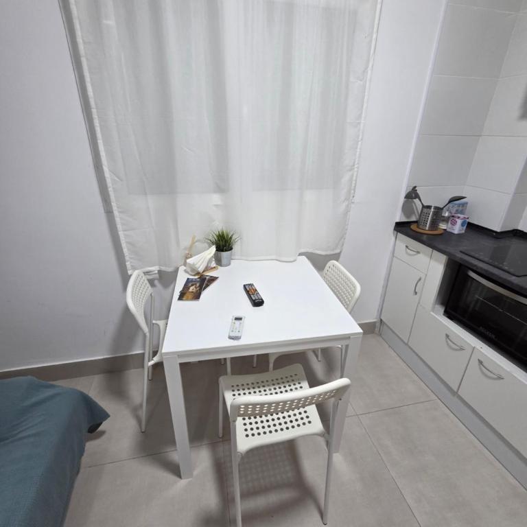 - Room #1715615701 - 3